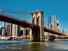beneden serveerster Advertentie Brooklyn Bridge New York - StedenTip.nl